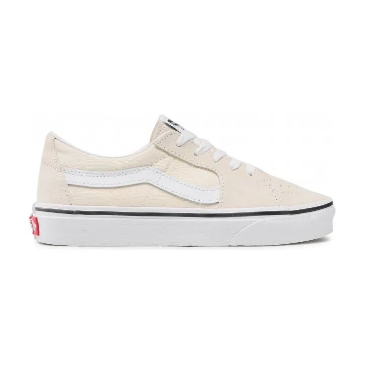 Vans Unisex Sk8 Low Plimsolls Shoes - Classic White / True White