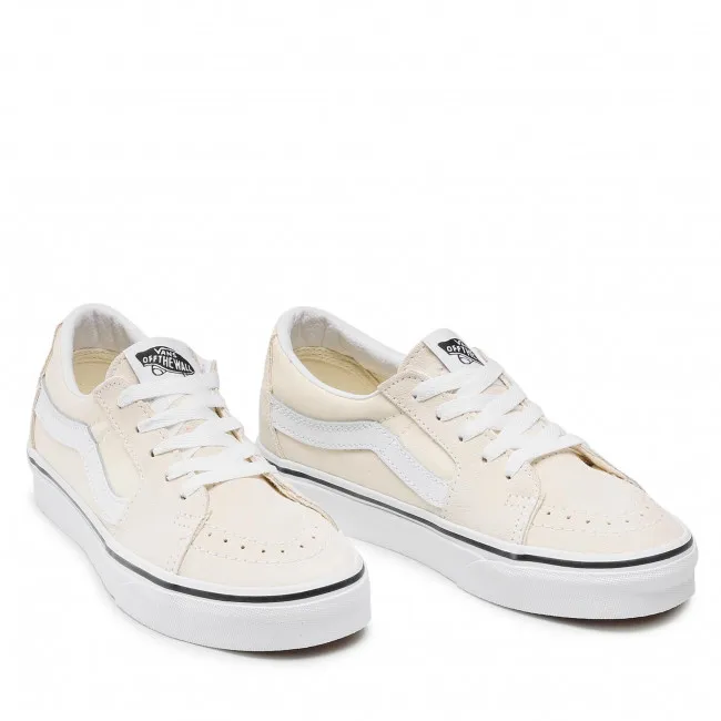 Vans Unisex Sk8 Low Plimsolls Shoes - Classic White / True White